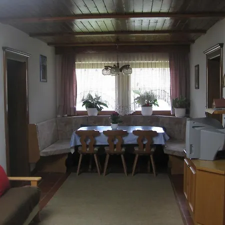 Haus Renate Frischmann Апартаменты Умхаузен